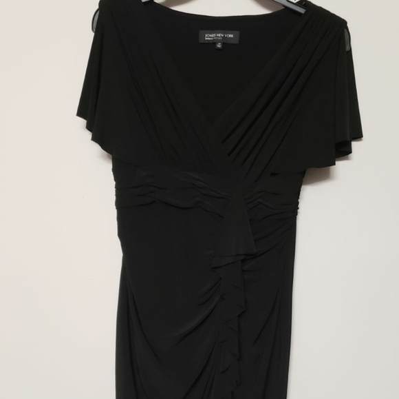 Dress - Picture 2 of 9